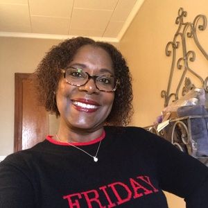 Meet your Posher, Eva